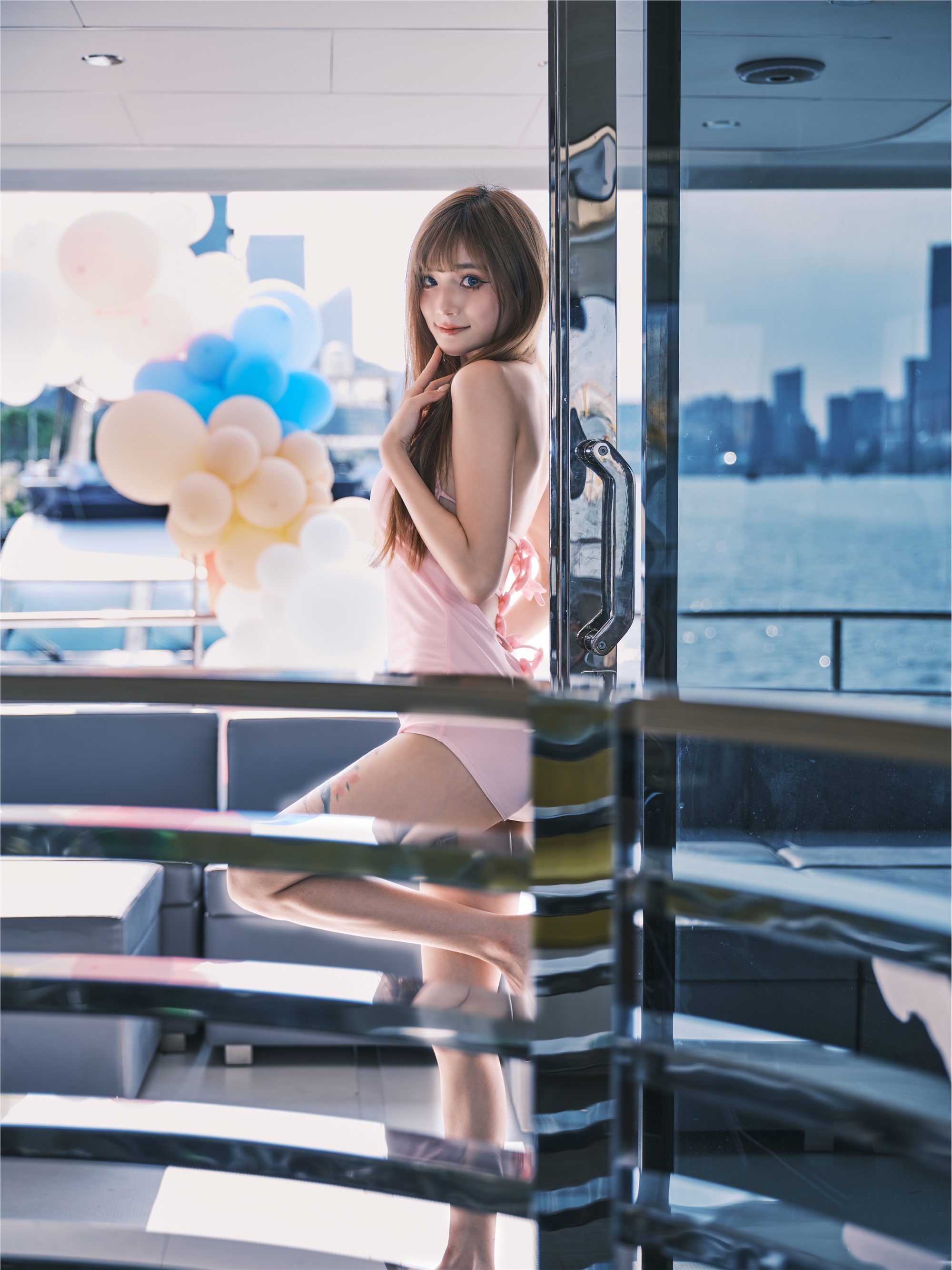 YITUYU艺图语 2025.01.25 游艇上的糖果少女 小山早见